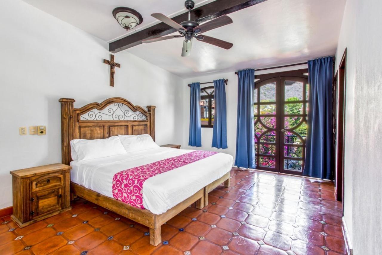 Caroline Bella Bed & Breakfast Ajijic Exterior foto